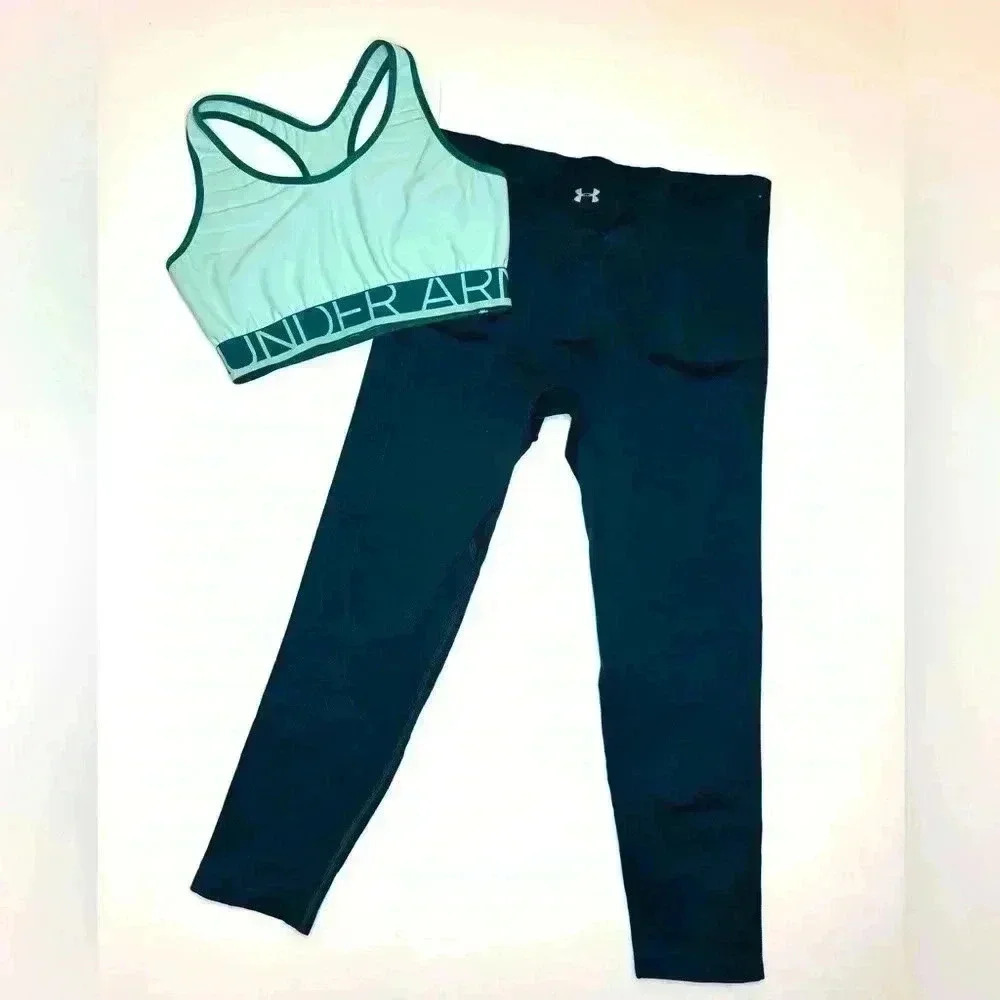 Under Armour Womens Set of 2 items.. 1 Sport Bra, 1 Sport Legging Size Small